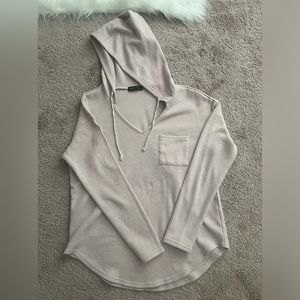 Comfortable cute lightweight hooded longsleeve